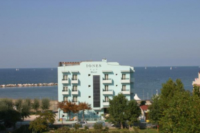 Hotel Iones, Rimini